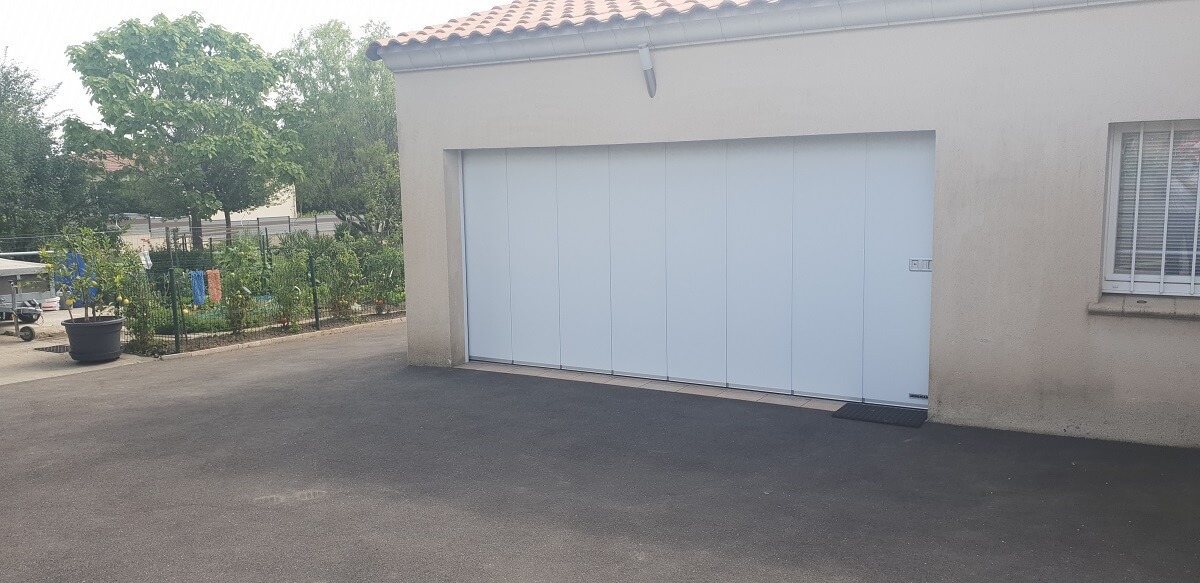 INSTALLATEUR MOTORISATION PROMATIC AKKU POUR PORTE DE GARAGE A BATTERIE  HORMANN AUX PENNES MIRABEAU - Vente et pose de portails automatiques proche  Marseille - ABD AUTOMATISMES